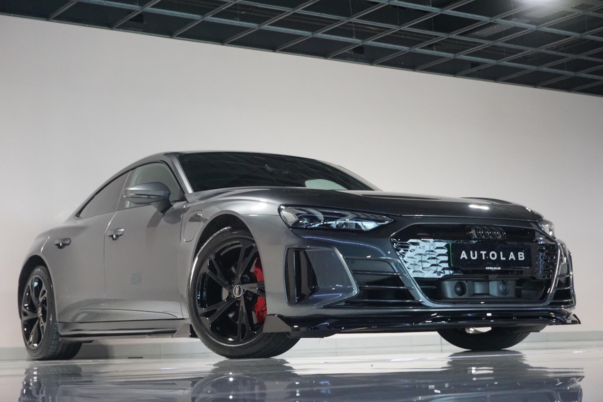 Audi e-tron GT 93.4kWh Saloon 4dr Electric Auto quattro (476 ps)